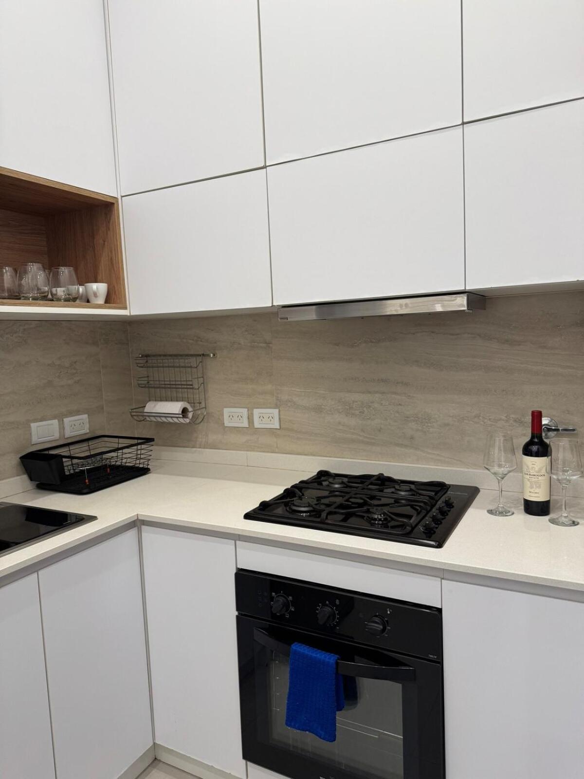 Beautiful And Comfortable Dpto In The Heart Of Palermo Apartamento *